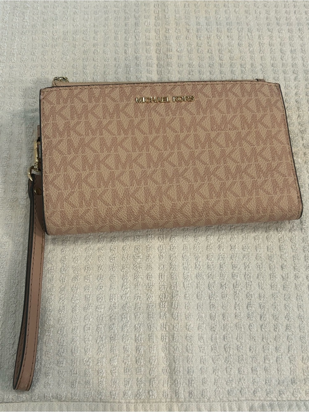 Michael Kors Adele Logo Smartphone Wallet Ballet Pink Double Zip Wristlet